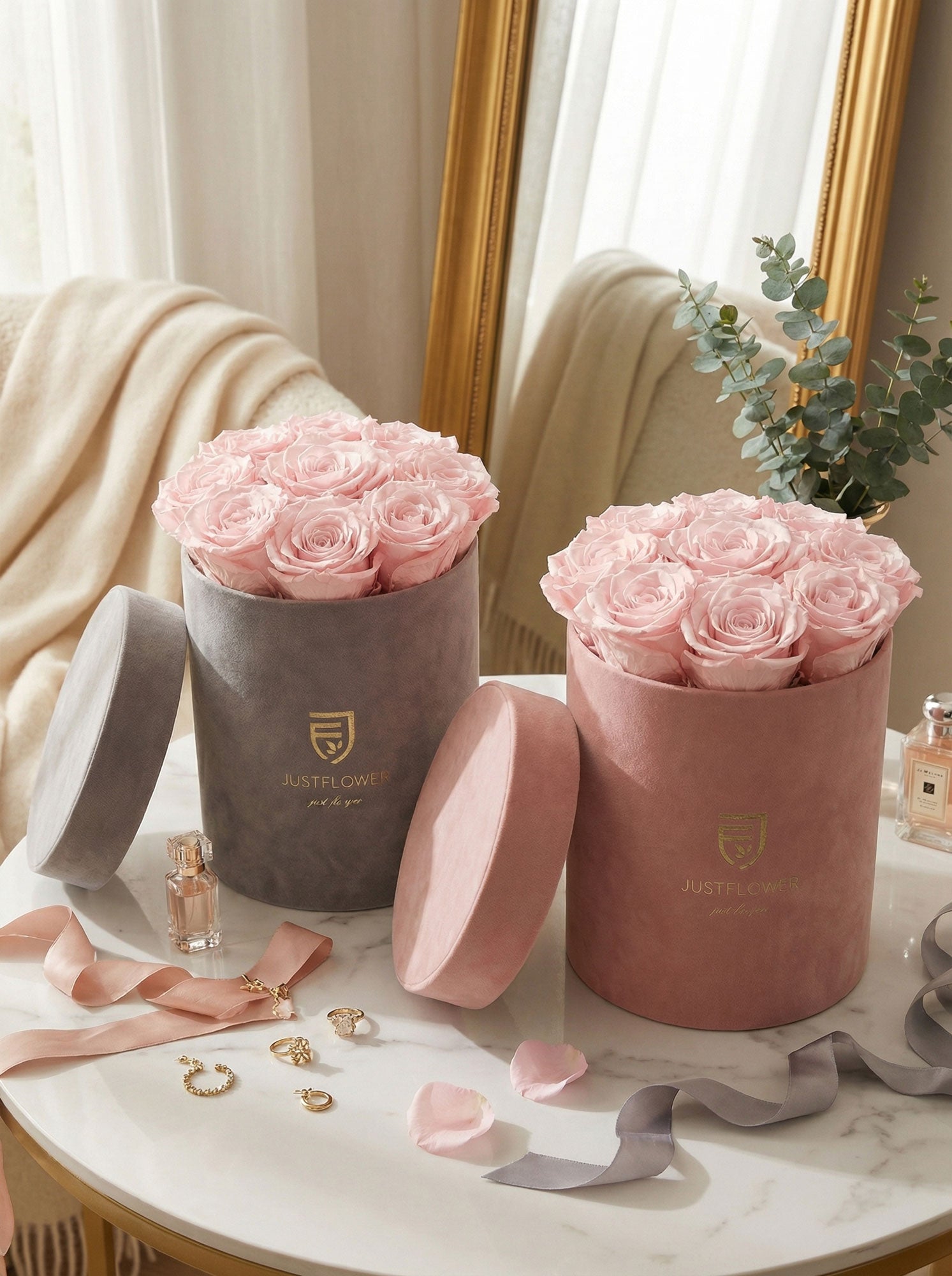 Rosenbox Rund Inspiration mit Infinity Rosen in verschiedenen Farben und Designs – stilvolle Geschenkideen von JustFlower