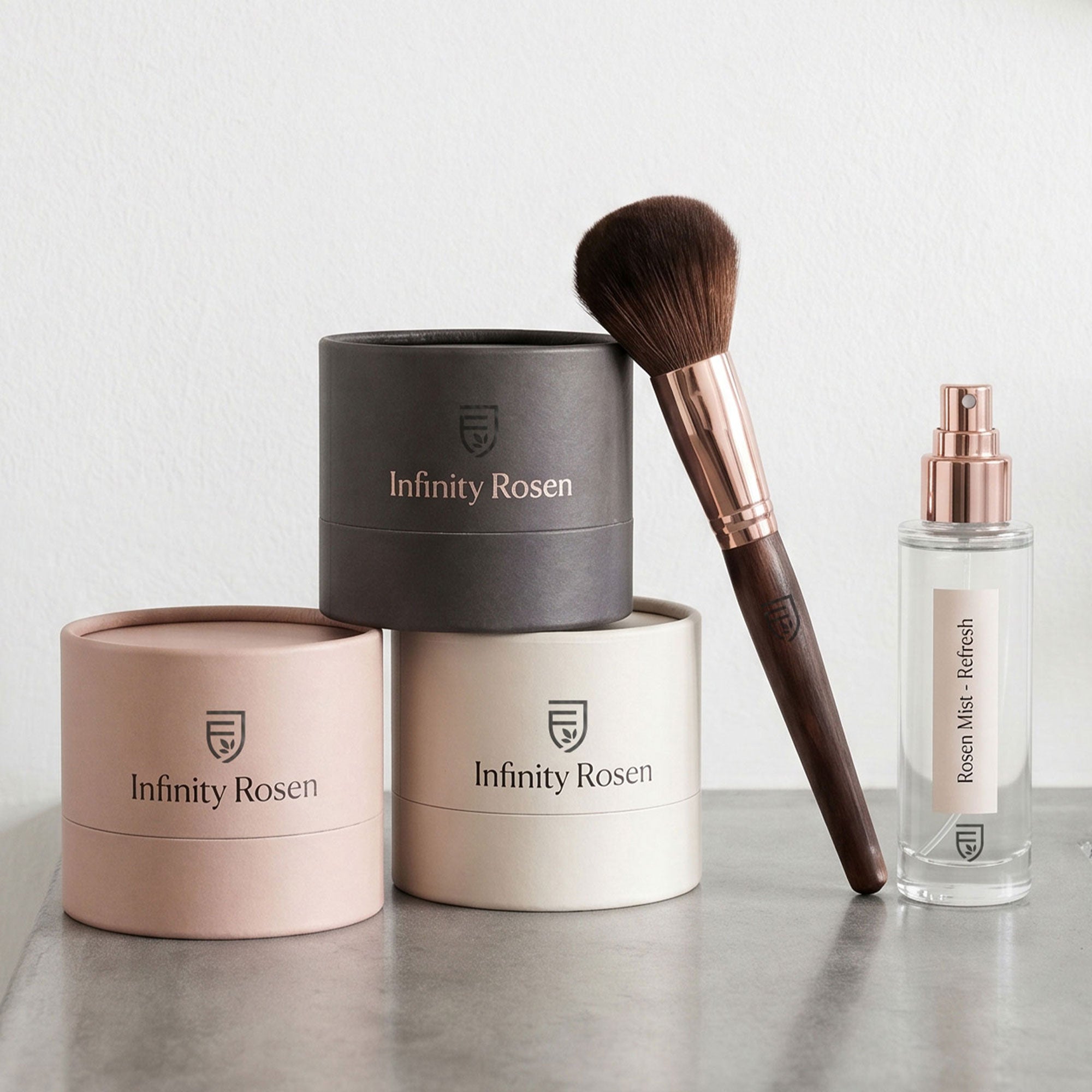 Pflege Zubehör für Infinity Rosen – Rosenbox Pflege mit Bürste und Duftspray von JustFlower