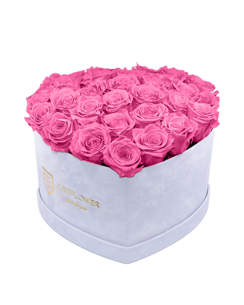 Rosenbox mit Infinity Rosen in Babyrosa – Ein zartes und romantisches Herz aus konservierten Babyrosen, das Eleganz und Liebe ausstrahlt. Ideal für besondere Anlässe, um eine zarte Botschaft zu übermitteln. Erleben Sie dieses elegante Rosenbox bei JustFlower.ch.