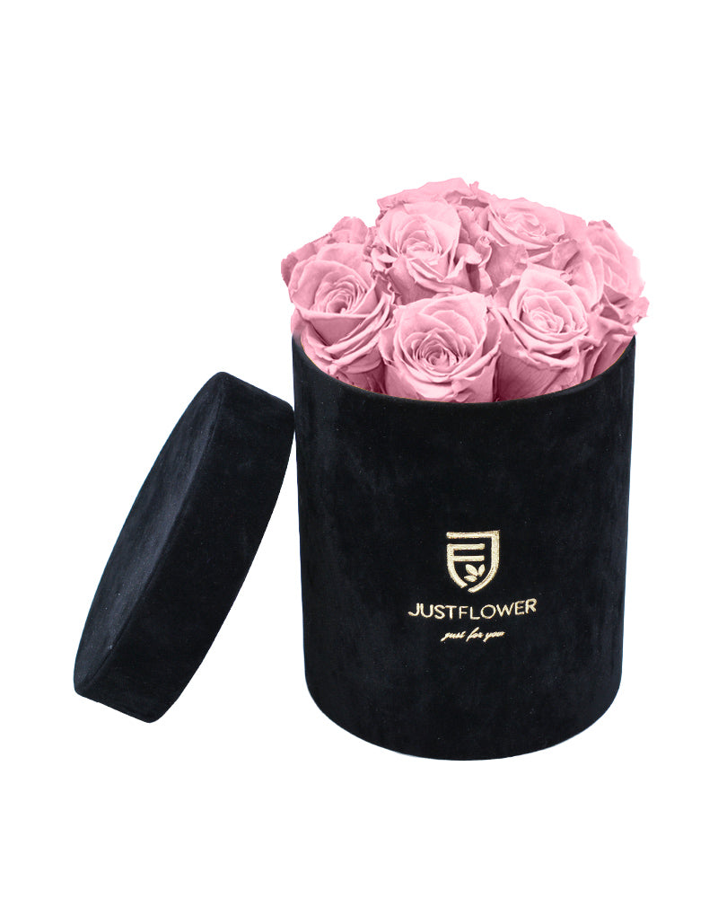 Rosenbox mit Vintage Pink ewigen Rosen, ideal für jede Gelegenheit. Diese luxuriösen konservierten Rosen verleihen Ihrem Raum eine besondere Note. Bestellen Sie noch heute!