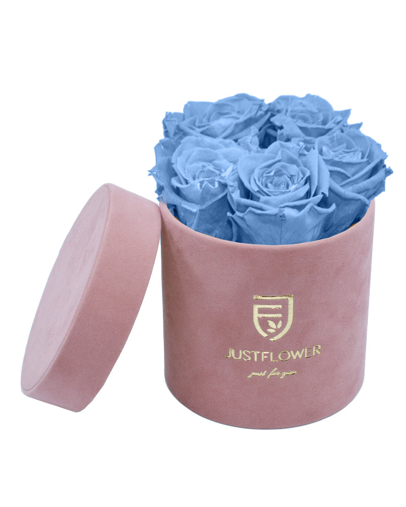 Rosenbox mit ewigen Infinity Rosen in stilvollem Design. Bestellen Sie Ihre konservierte Rosenbox bei JustFlower.ch und bereiten Sie ein besonderes Geschenk.